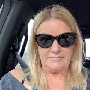 Meet your Posher, Jolene